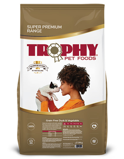 Trophy-GF-Duck-Veg-Gold-Bag-mock-up.png